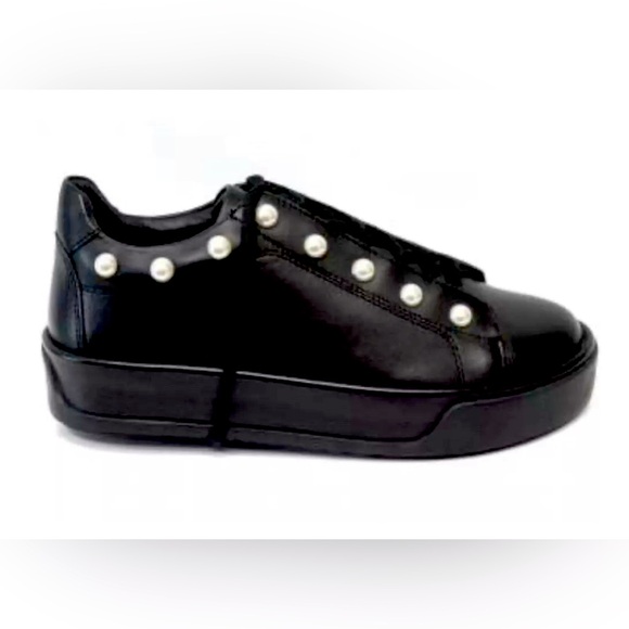 TWINSET Black Sneaker 8-8.5 US 39 NEW Platform Shoes Pearls CA8PBU Twin Set $300 - Picture 1 of 11